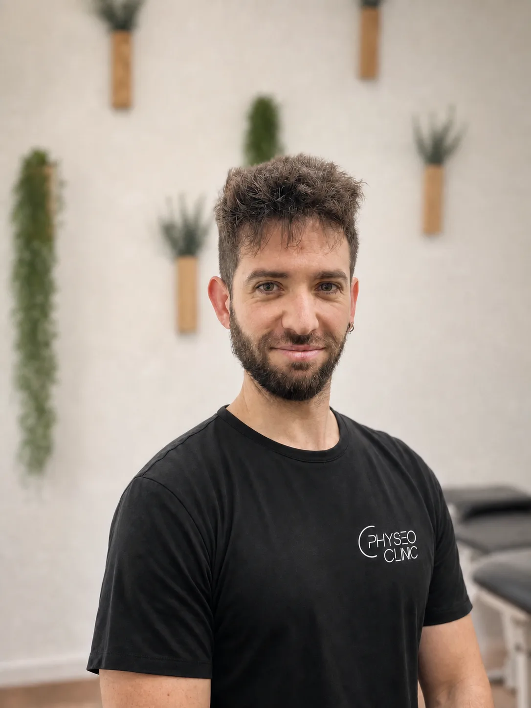 Alex Orga, fundador y fisioterapeuta de Physeo Clinic, Terrassa